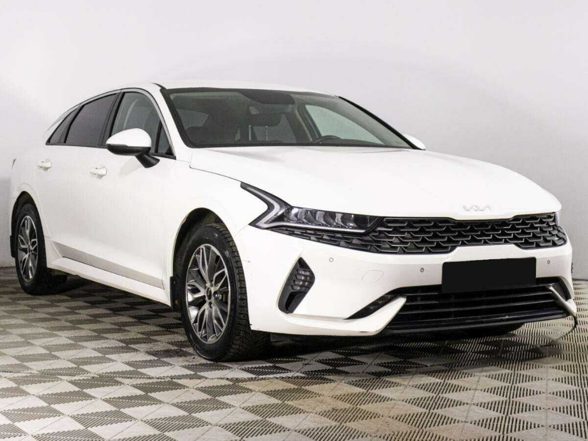 Kia K5 2022 года с пробегом. Фото: #2