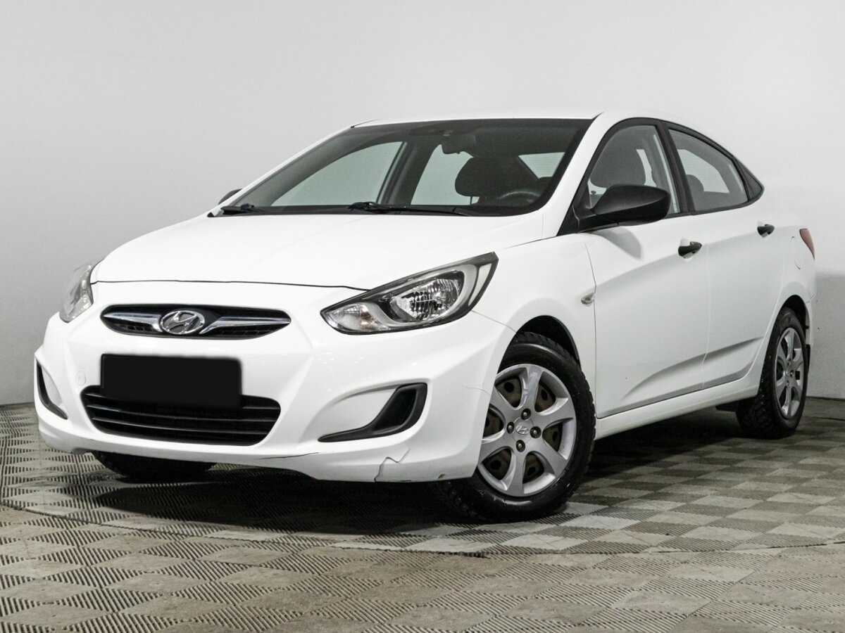 Hyundai Solaris 2014 года с пробегом. Посмотреть фото