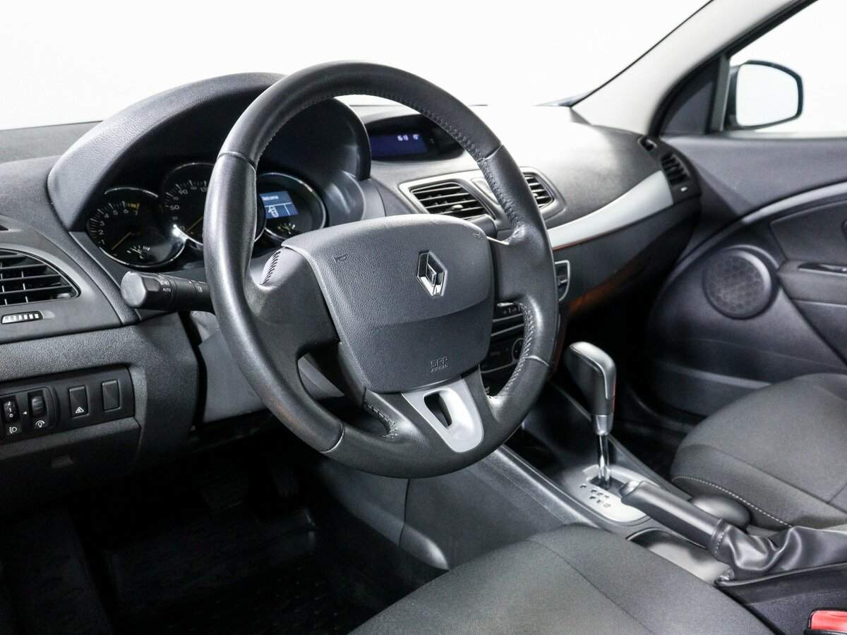Renault Fluence 2012 года с пробегом. Фото: #11