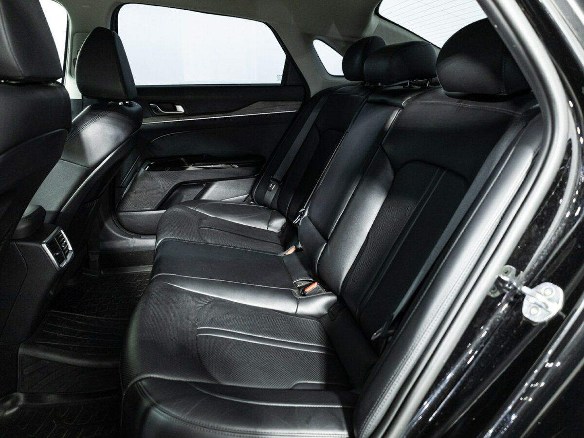 Kia K5 2021 года с пробегом. Фото: #8