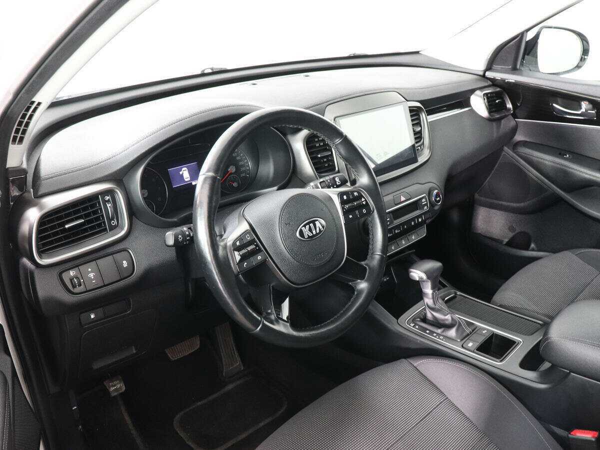 Kia Sorento 2019 года с пробегом. Фото: #8