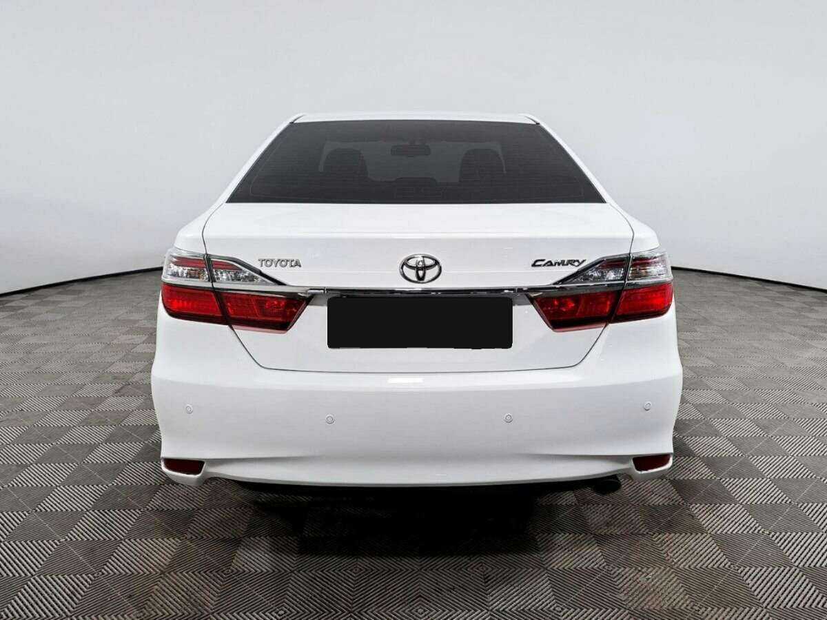 Toyota Camry 2016 года с пробегом. Фото: #4