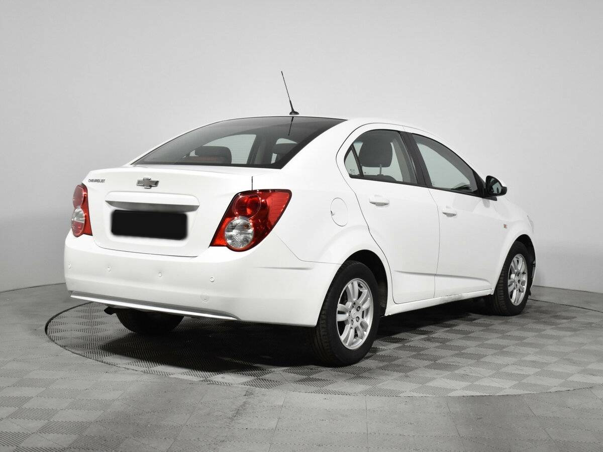 Chevrolet Aveo 2013 года с пробегом. Фото: #4