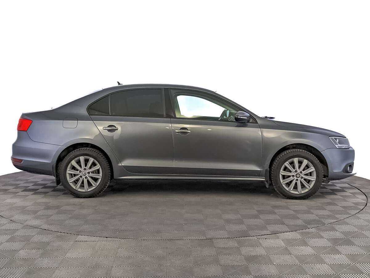 Volkswagen Jetta 2012 года с пробегом. Фото: #3