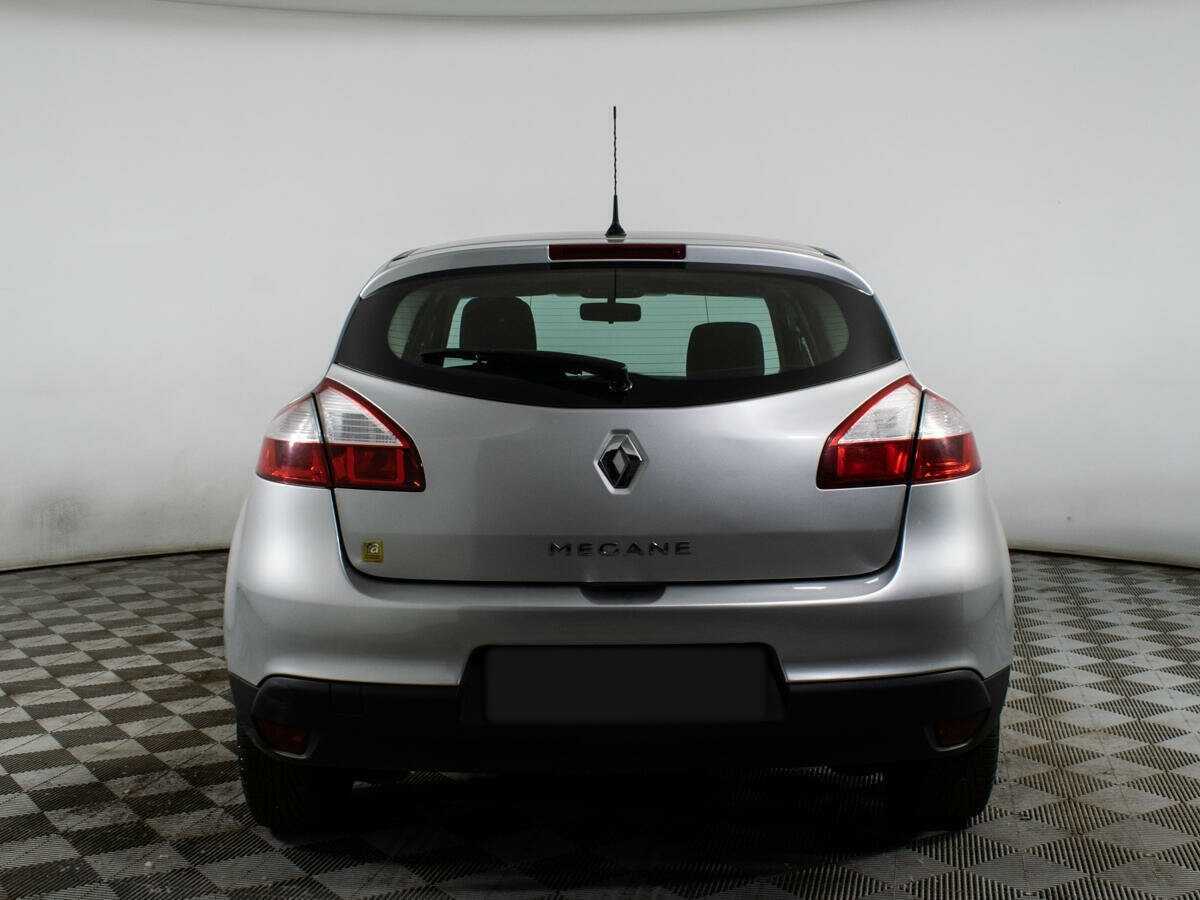 Renault Megane 2012 года с пробегом. Фото: #4