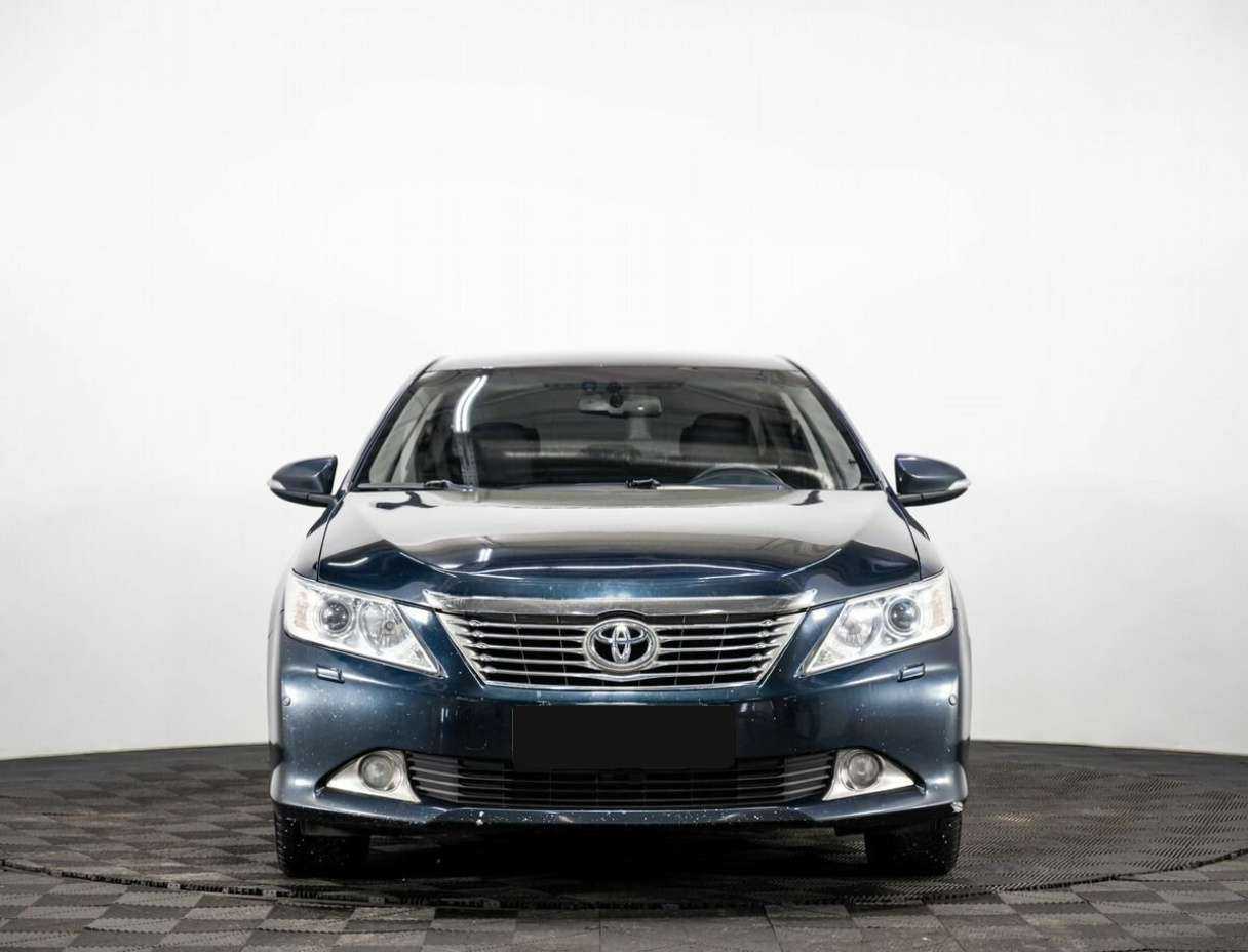 Toyota Camry 2014 года с пробегом. Фото: #1