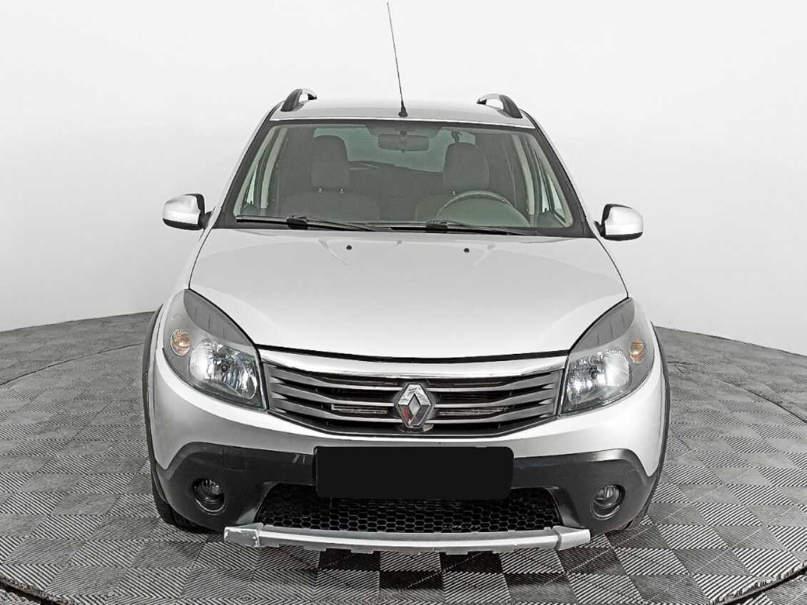 Renault Sandero 2013 года с пробегом. Фото: #1