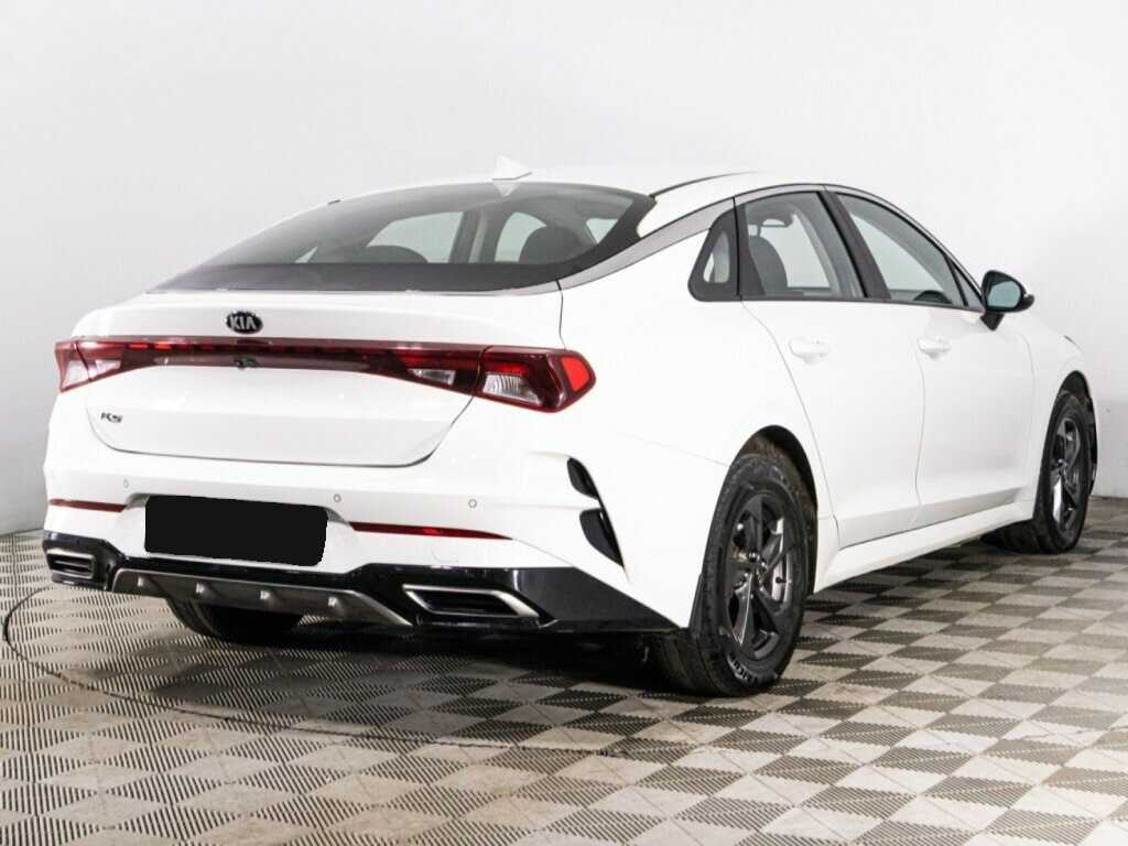 Kia K5 2021 года с пробегом. Фото: #4