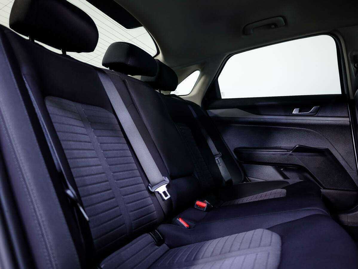 Kia K5 2020 года с пробегом. Фото: #10