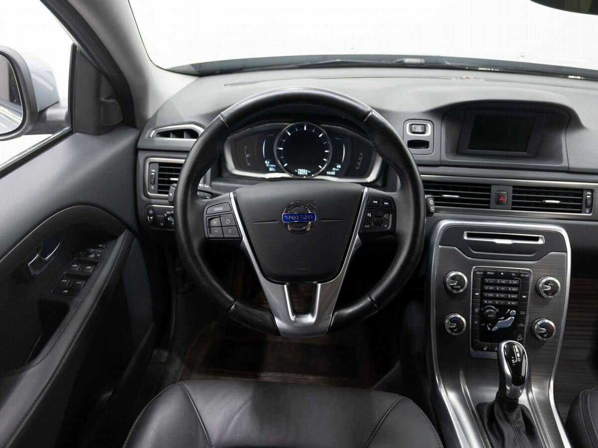 Volvo XC70 2016 года с пробегом. Фото: #10