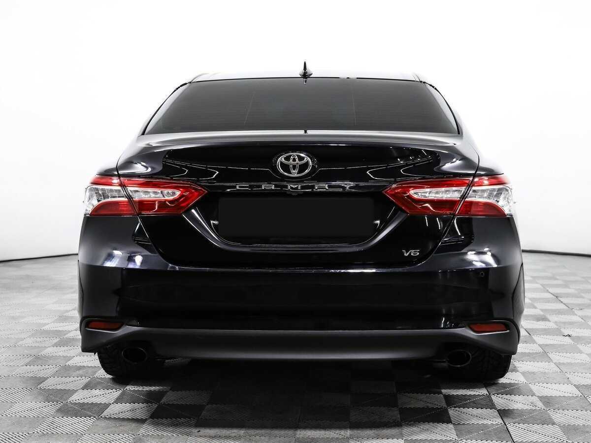 Toyota Camry 2018 года с пробегом. Фото: #5