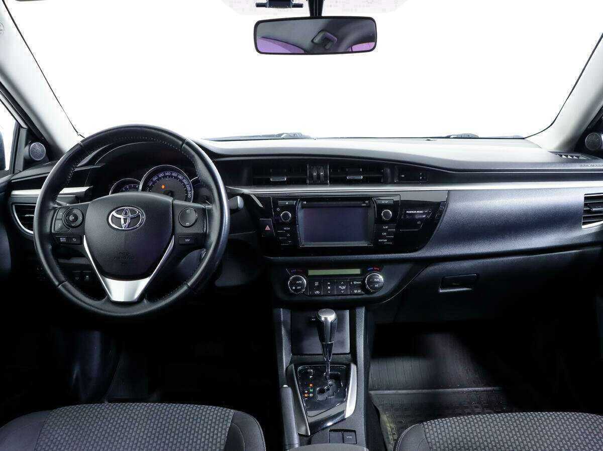 Toyota Corolla 2014 года с пробегом. Фото: #9