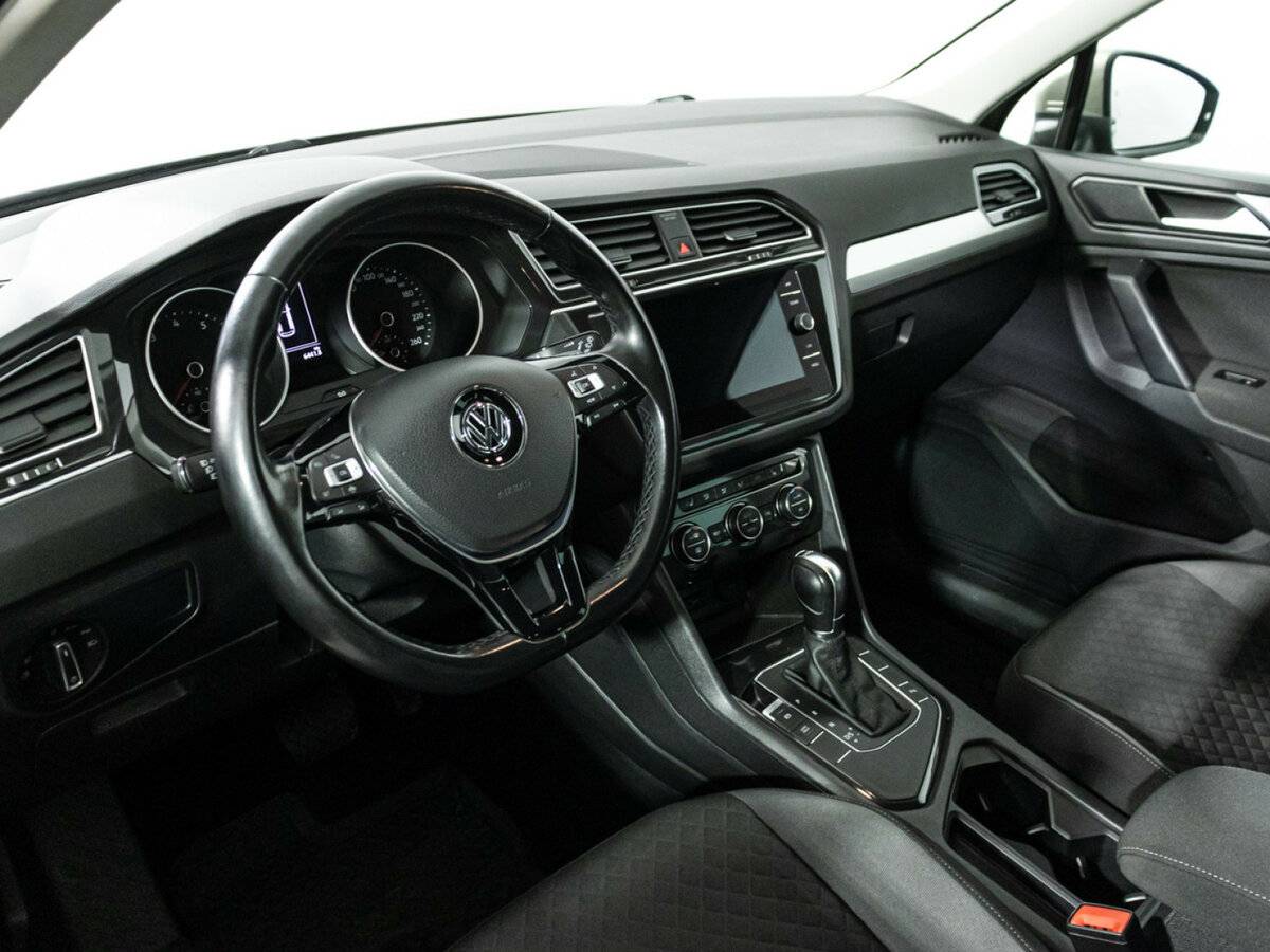 Volkswagen Tiguan 2019 года с пробегом. Фото: #10