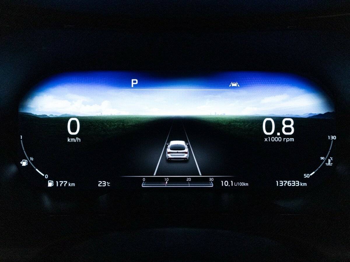 Kia K5 2020 года с пробегом. Фото: #12