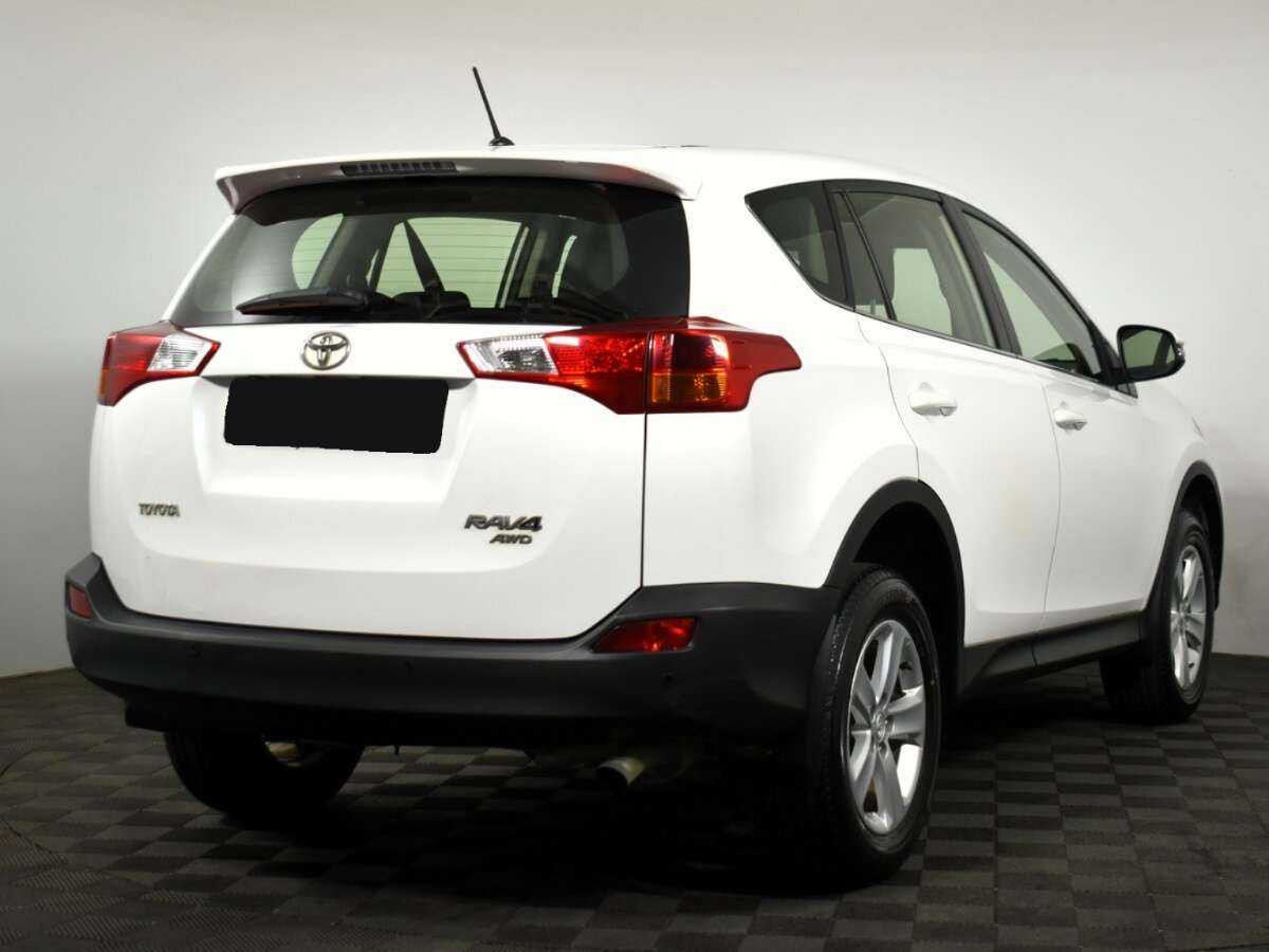 Toyota RAV4 2013 года с пробегом. Фото: #3
