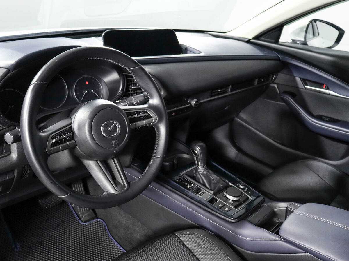 Mazda CX-30 2020 года с пробегом. Фото: #11