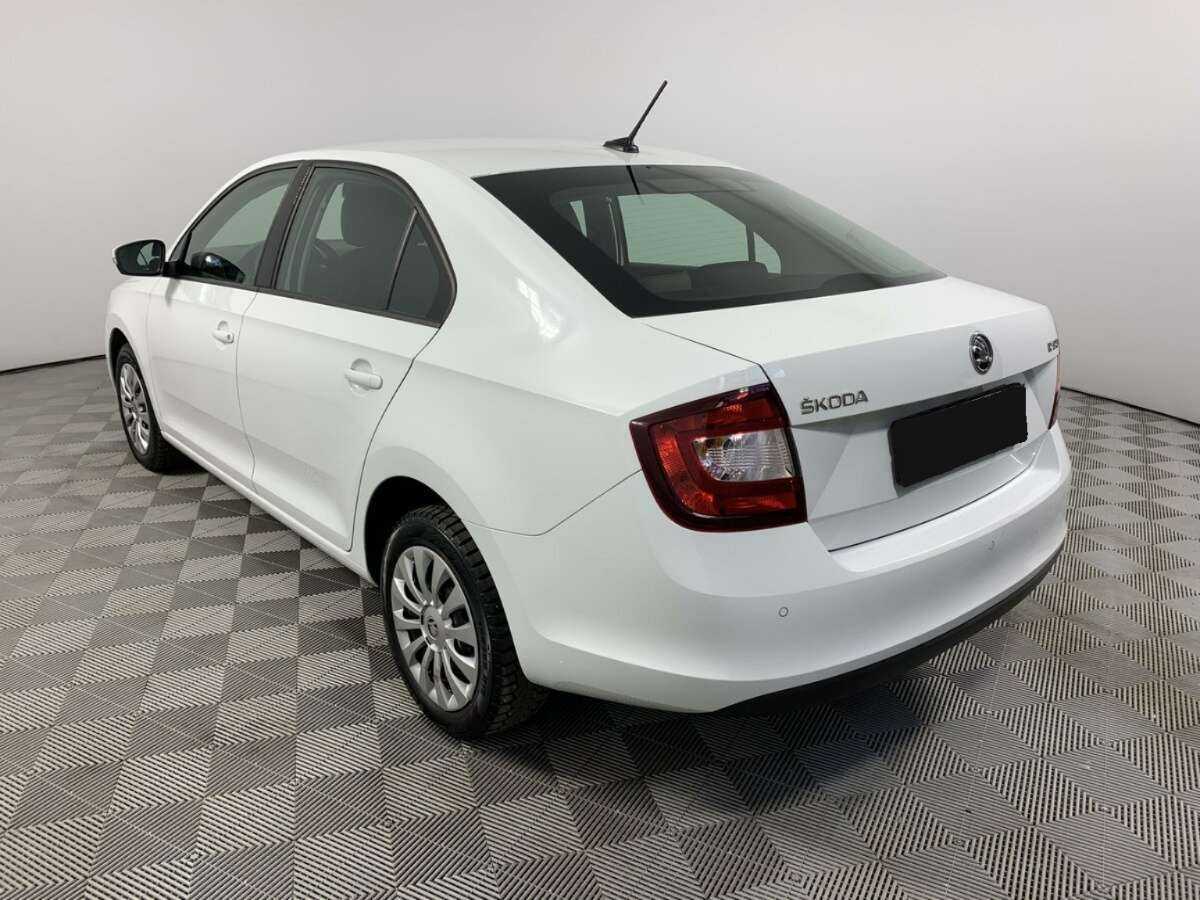 Skoda Rapid 2019 года с пробегом. Фото: #6