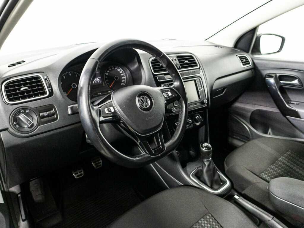 Volkswagen Polo 2015 года с пробегом. Фото: #10