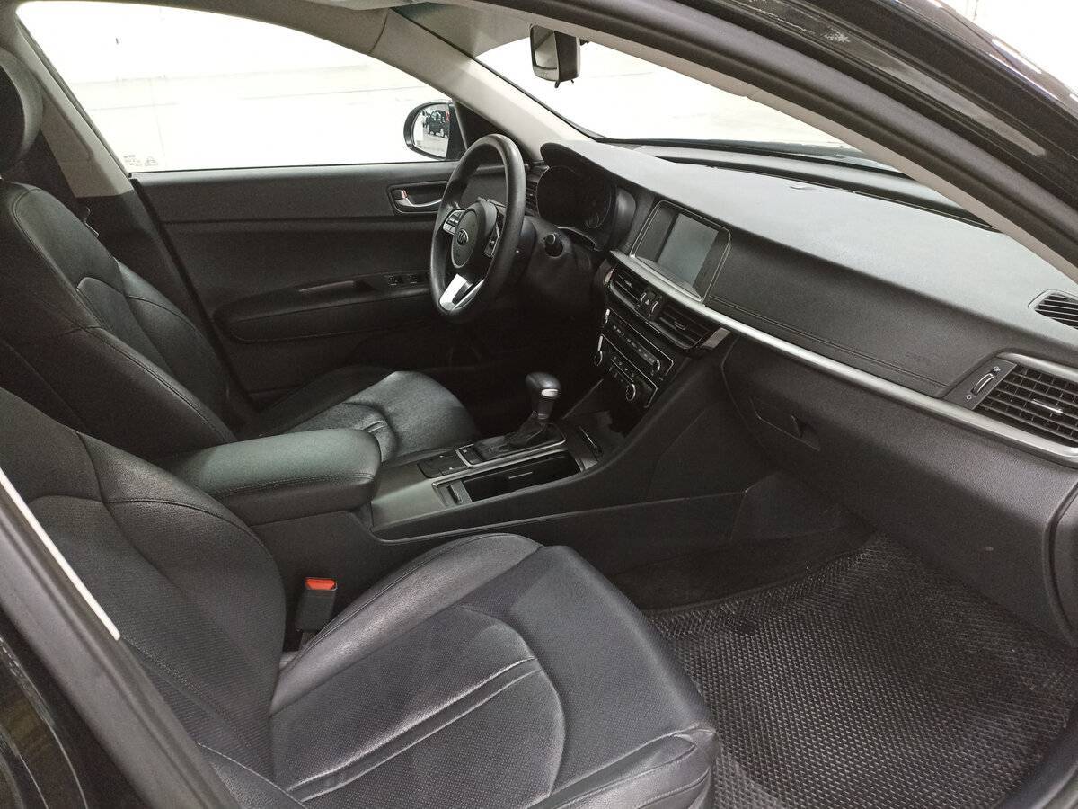 Kia K5 2019 года с пробегом. Фото: #10