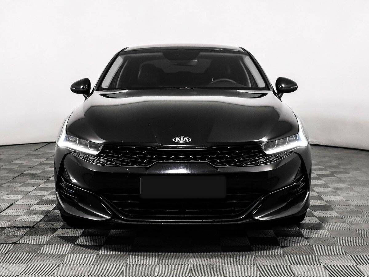 Kia K5 2021 года с пробегом. Фото: #1