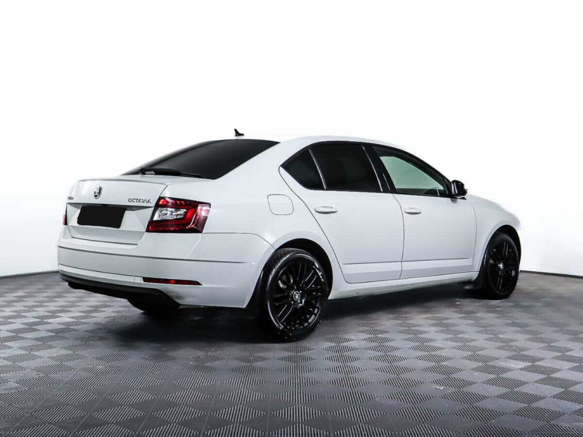 Skoda Octavia 2019 года с пробегом. Фото: #4