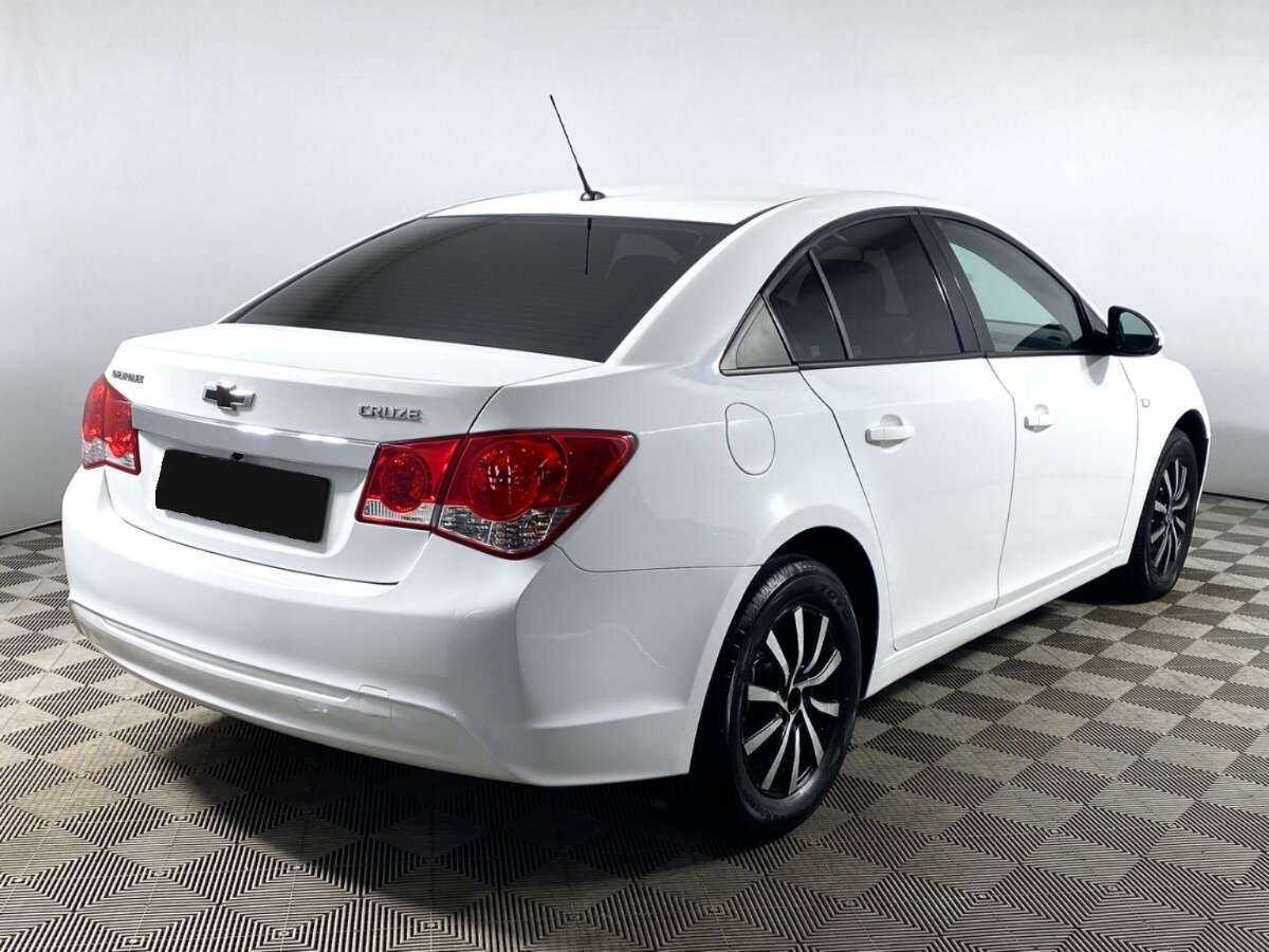 Chevrolet Cruze 2013 года с пробегом. Фото: #3