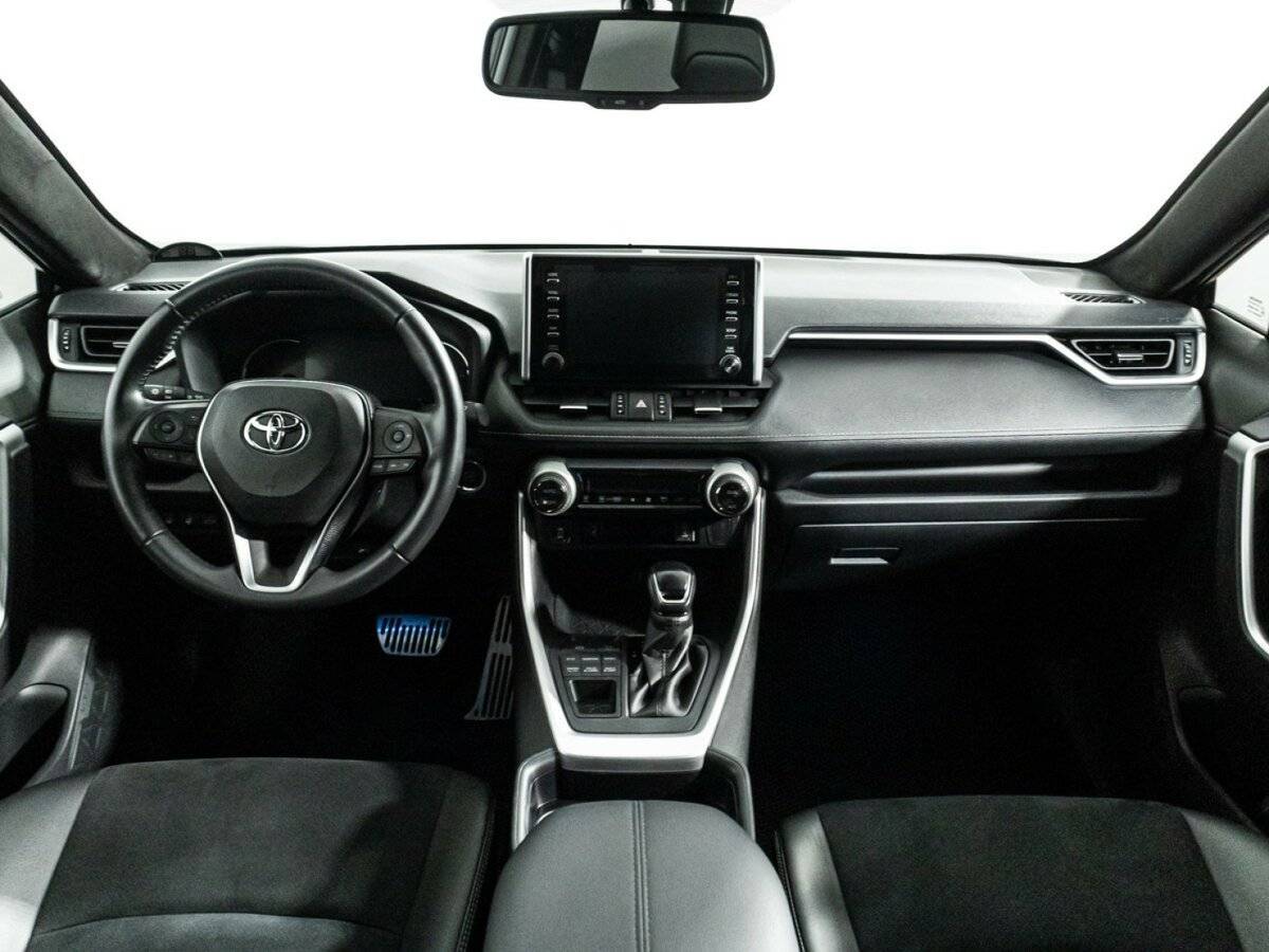 Toyota RAV4 2020 года с пробегом. Фото: #12
