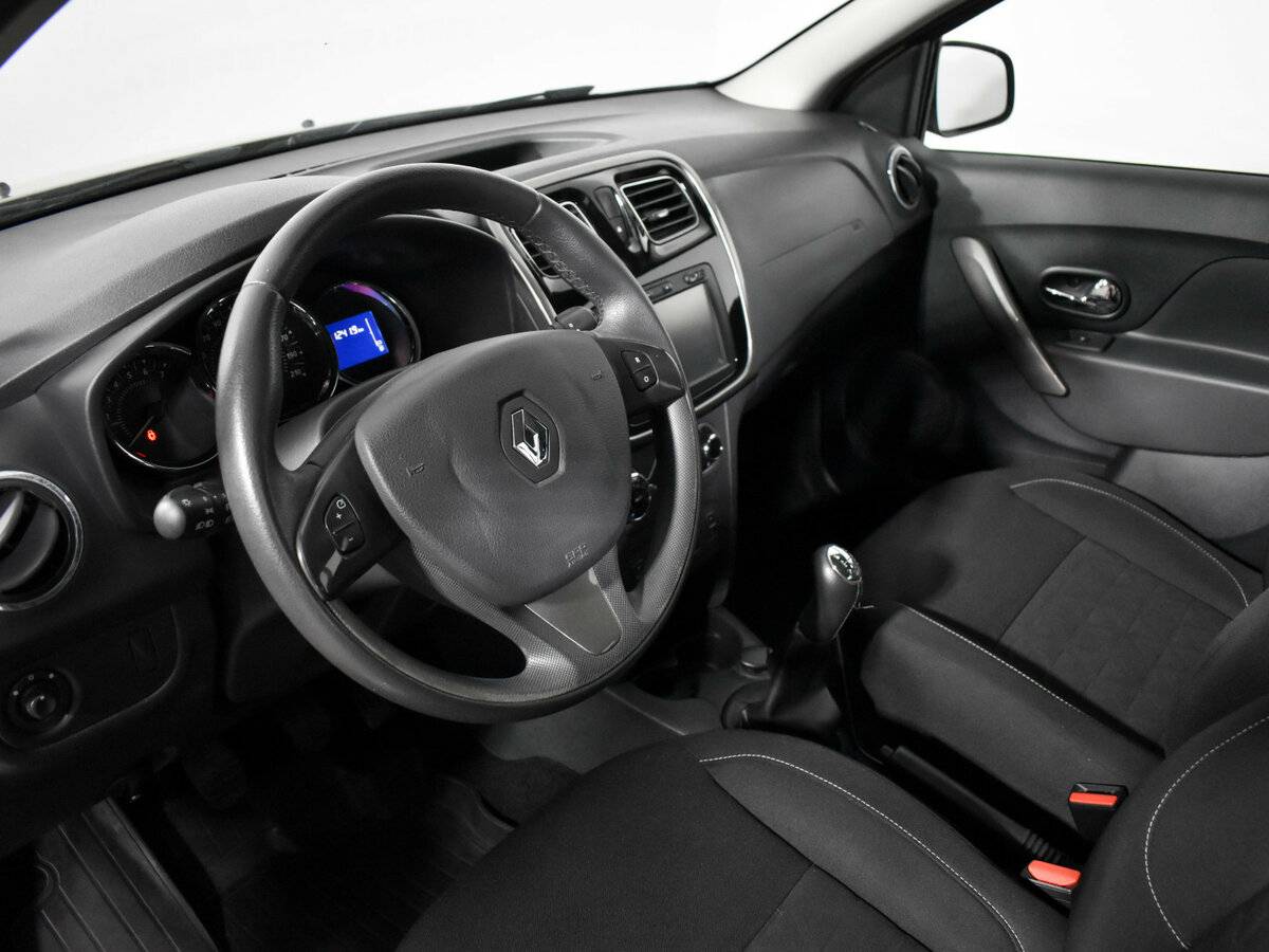 Renault Sandero 2017 года с пробегом. Фото: #8
