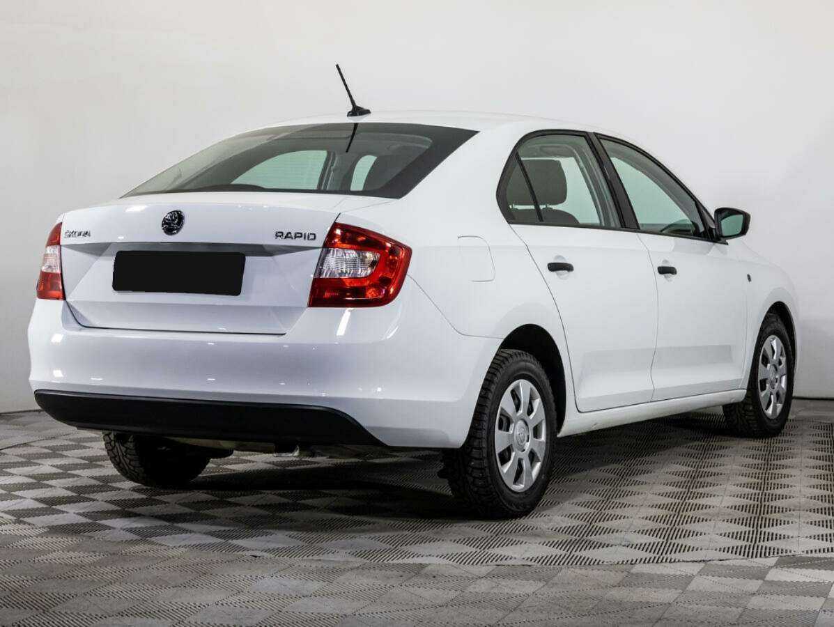 Skoda Rapid 2017 года с пробегом. Фото: #3