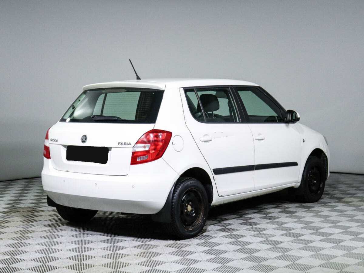 Skoda Fabia 2014 года с пробегом. Фото: #4