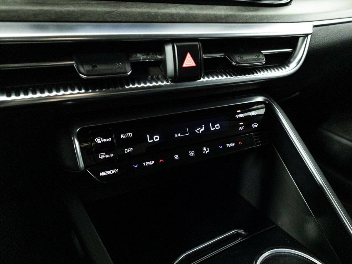 Kia K5 2020 года с пробегом. Фото: #22