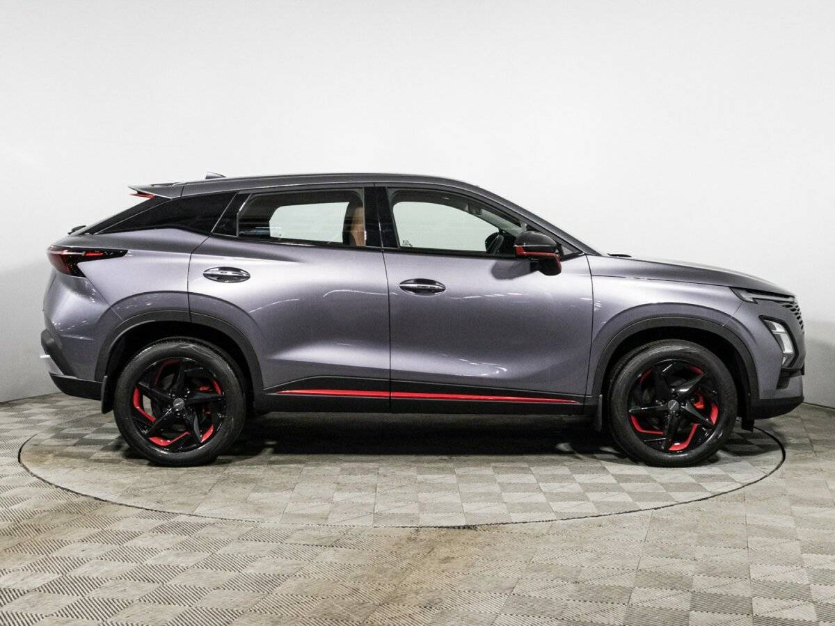 OMODA C5 2023 года с пробегом. Фото: #3