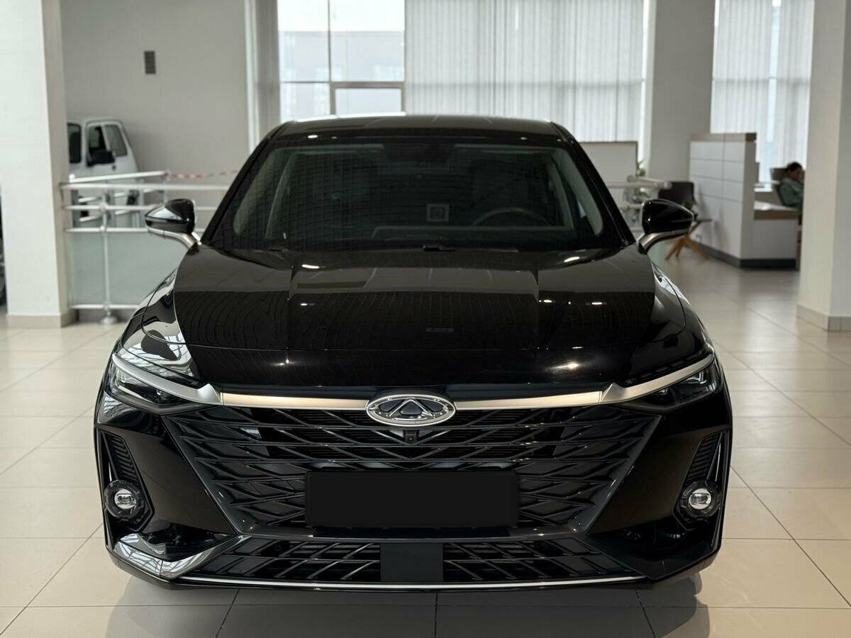 Chery Arrizo 8 2024 года с пробегом. Фото: #1