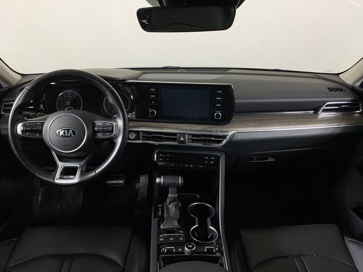 Kia K5 2021 года с пробегом. Фото: #11