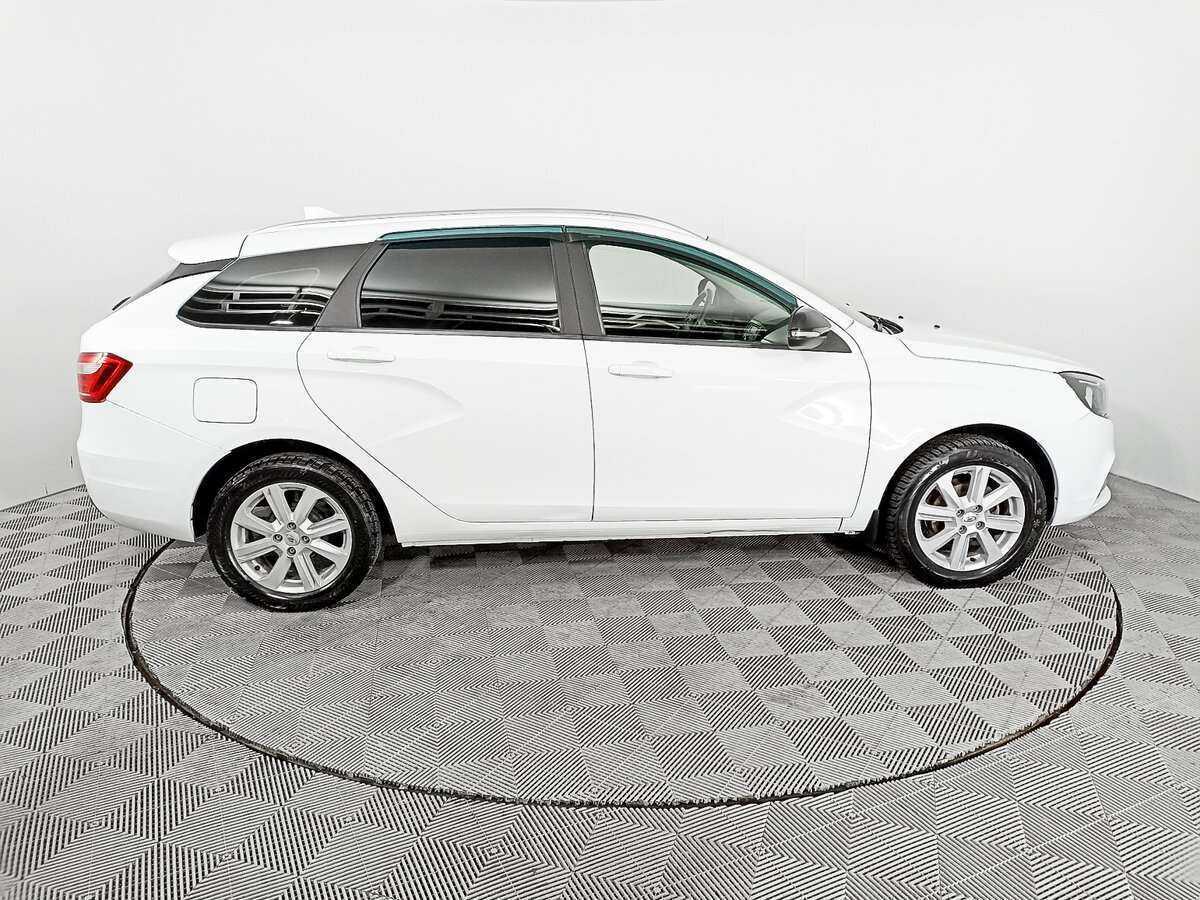 Lada (ВАЗ) Vesta 2020 года с пробегом. Фото: #3