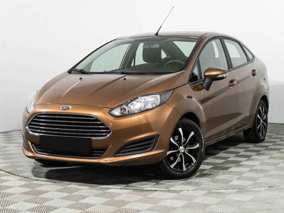 Ford Fiesta 2016 года с пробегом. Посмотреть фото