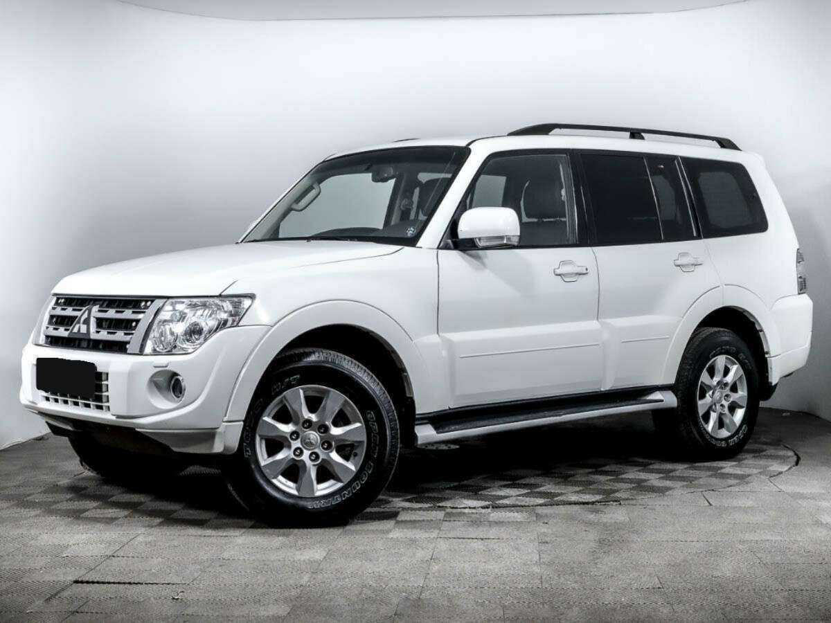 Mitsubishi Pajero 2014 года с пробегом. Фото: #0