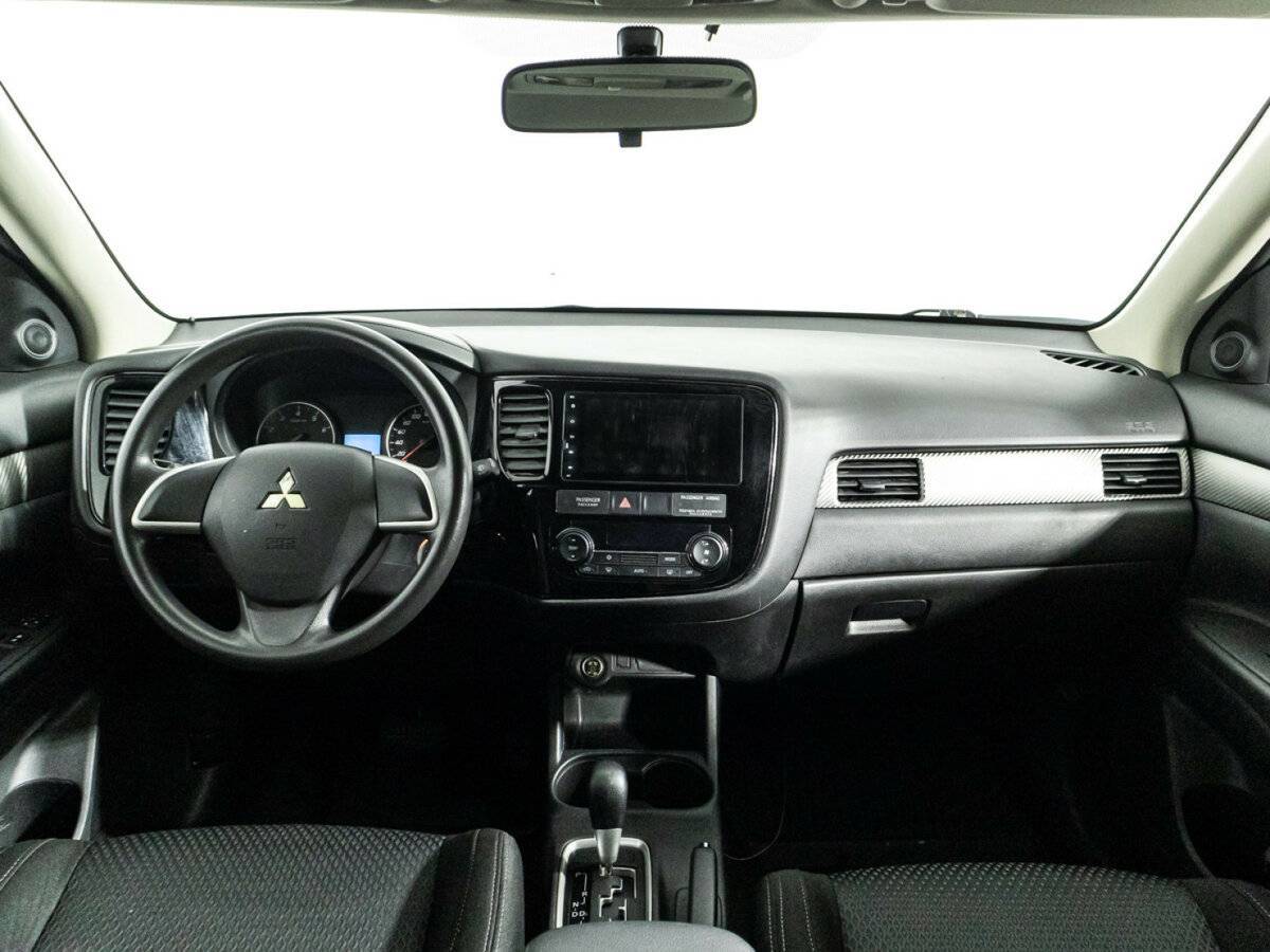 Mitsubishi Outlander 2016 года с пробегом. Фото: #12