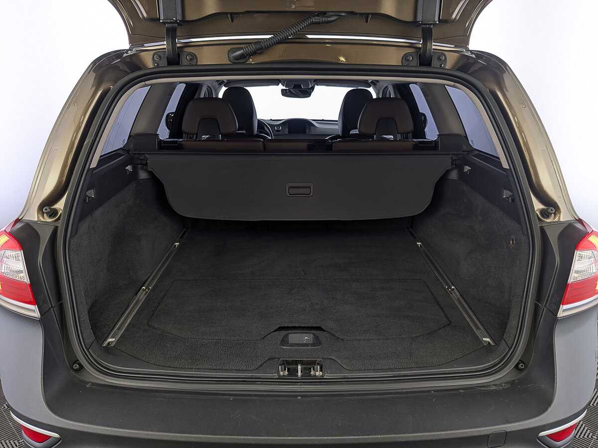 Volvo XC70 2015 года с пробегом. Фото: #9