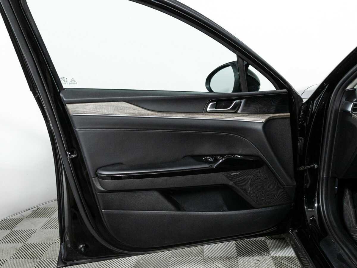 Kia K5 2021 года с пробегом. Фото: #26