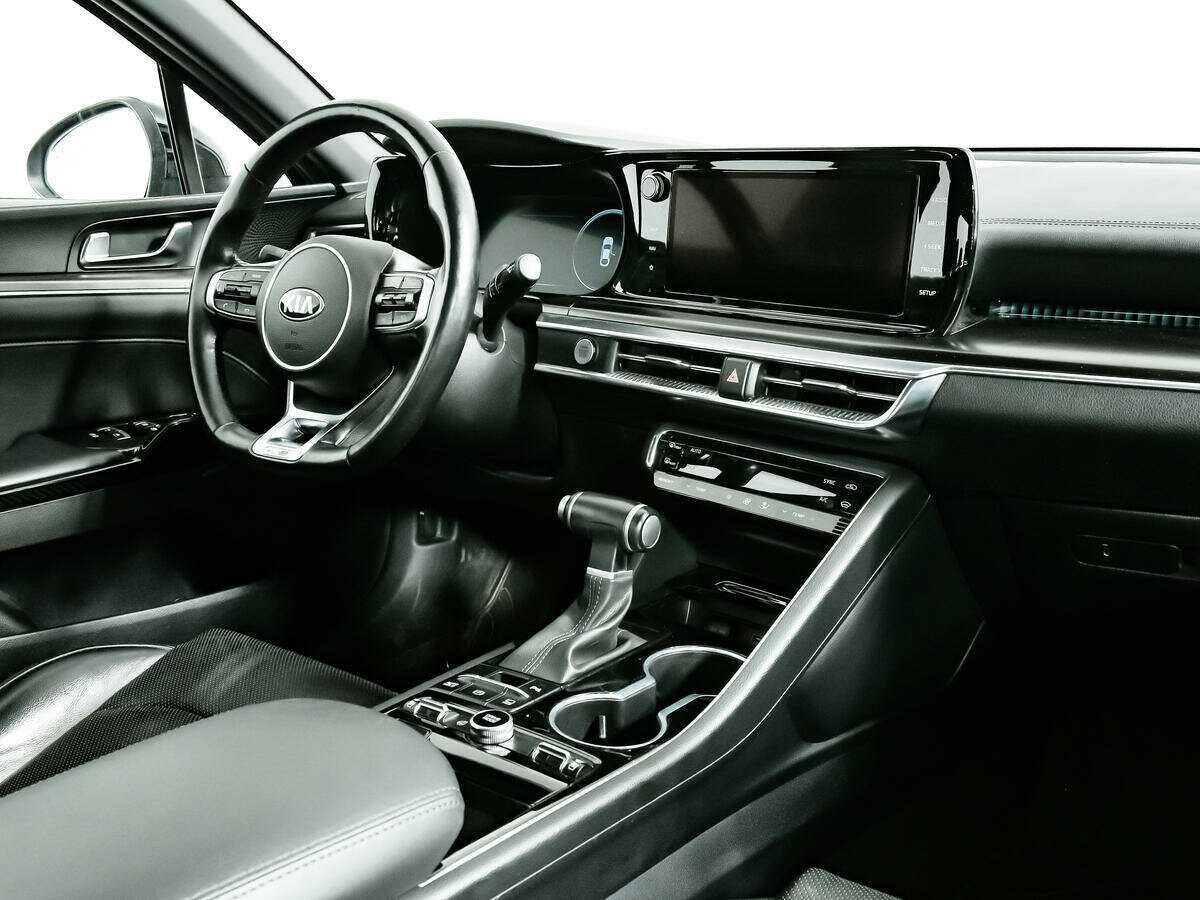 Kia K5 2021 года с пробегом. Фото: #6