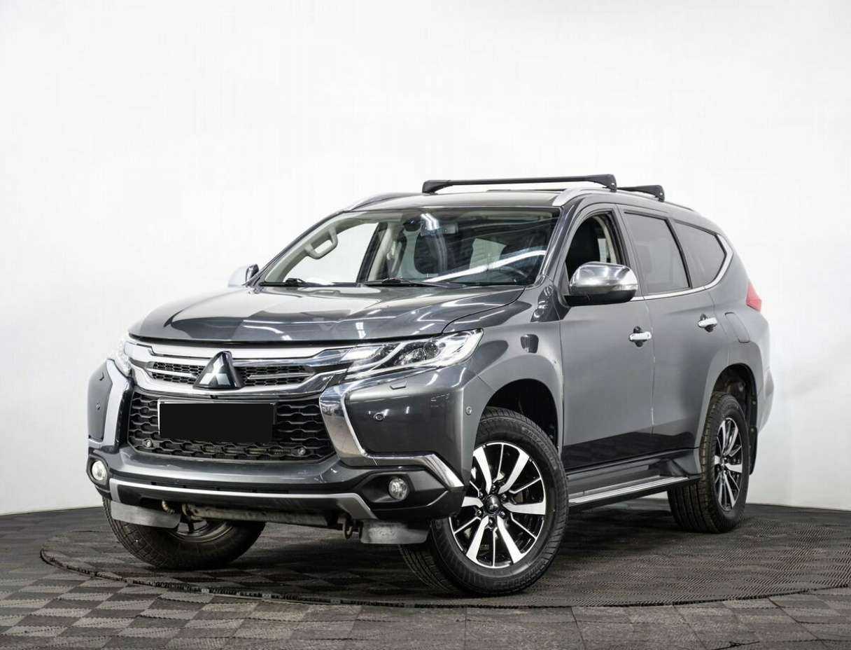 Mitsubishi Pajero Sport 2018 года с пробегом. Посмотреть фото