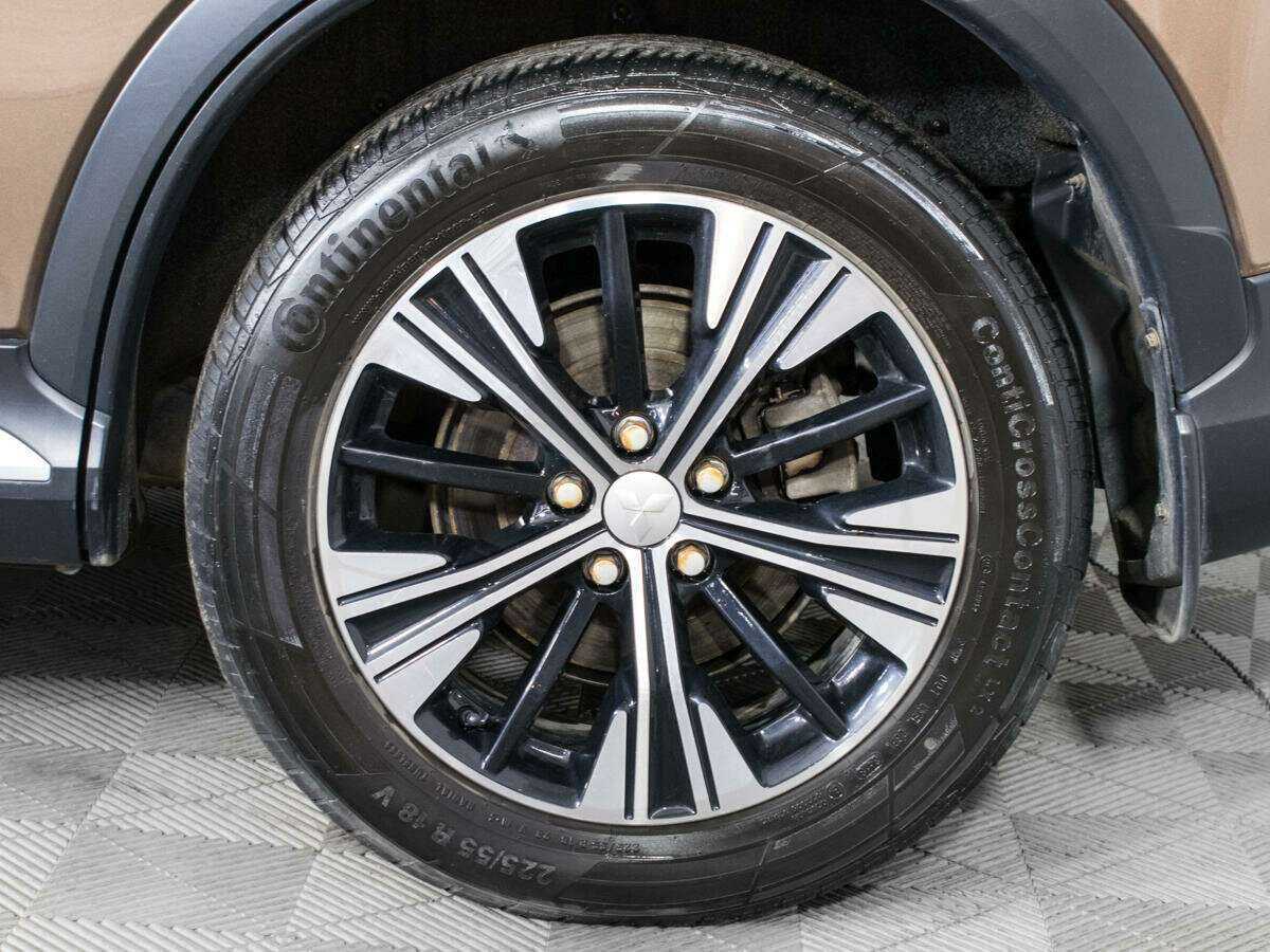 Mitsubishi Eclipse Cross 2018 года с пробегом. Фото: #16