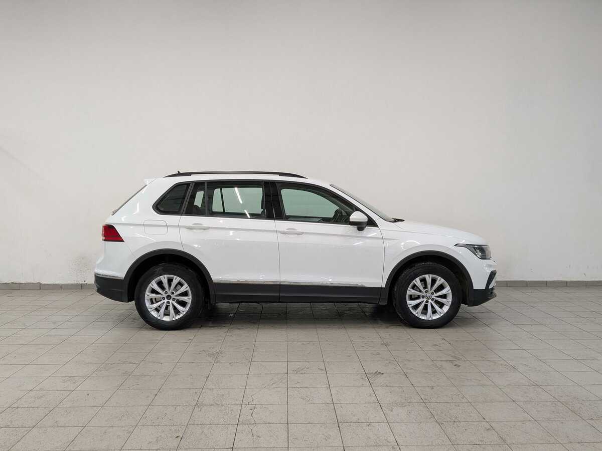 Volkswagen Tiguan 2021 года с пробегом. Фото: #3