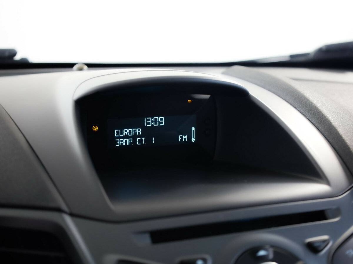 Ford Fiesta 2016 года с пробегом. Фото: #13