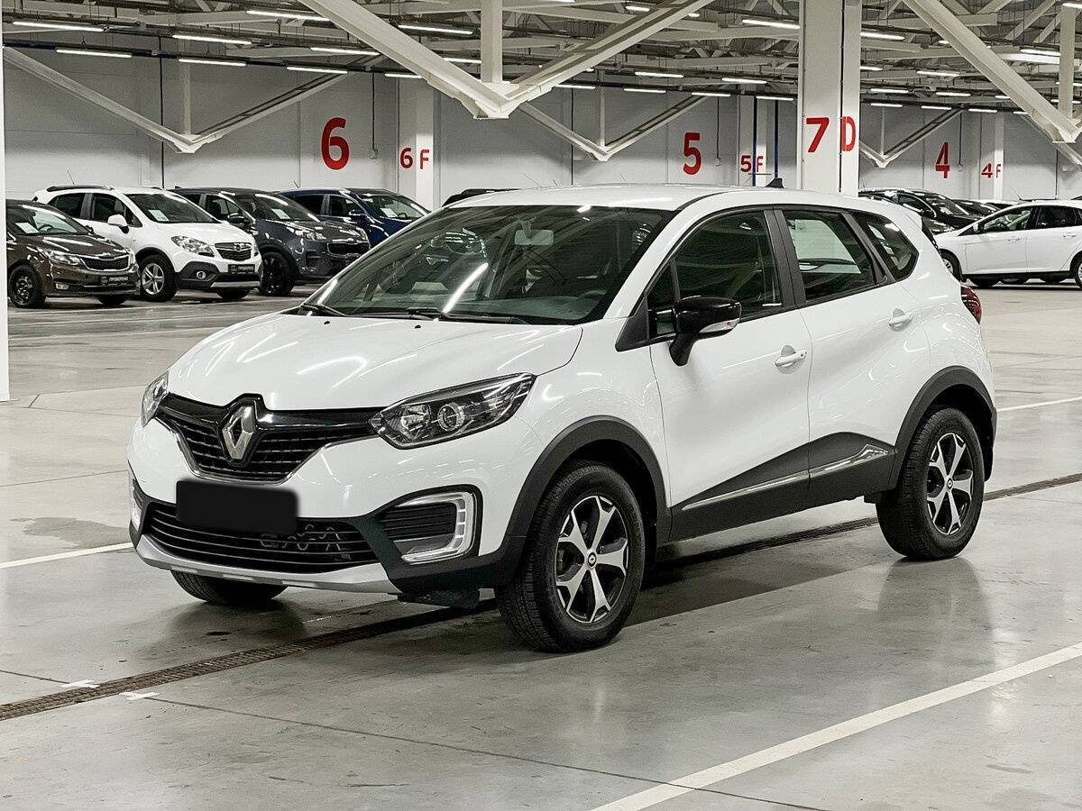 Renault Kaptur 2019 года с пробегом. Посмотреть фото