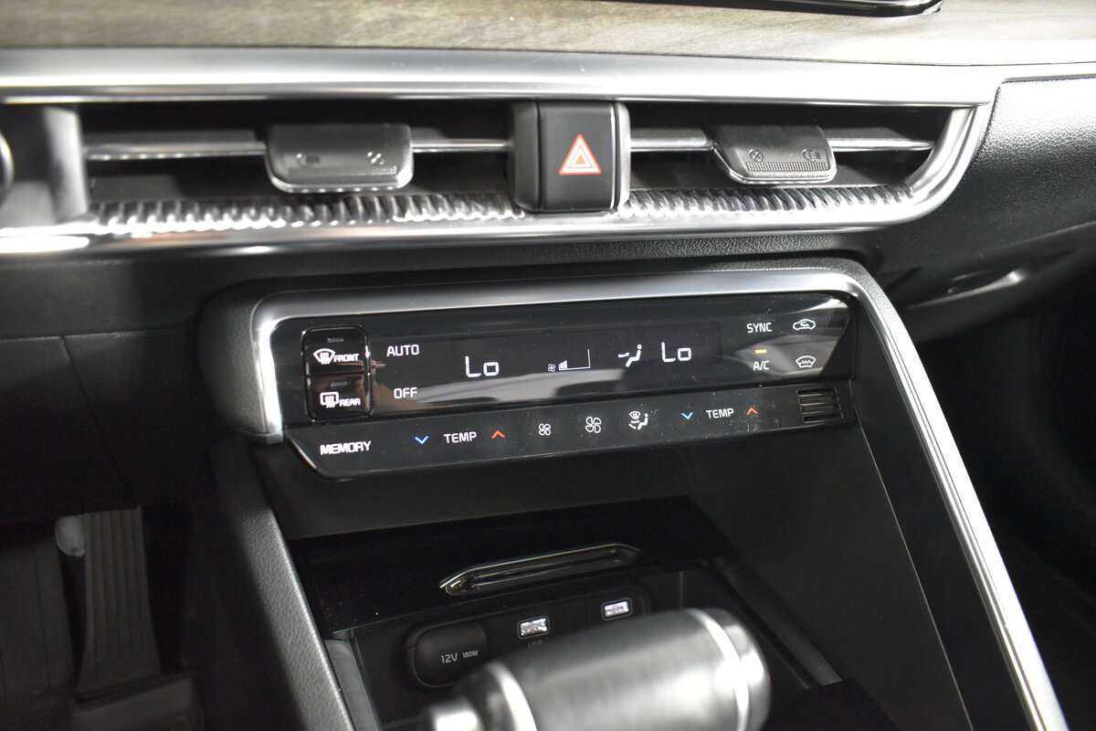 Kia K5 2021 года с пробегом. Фото: #16