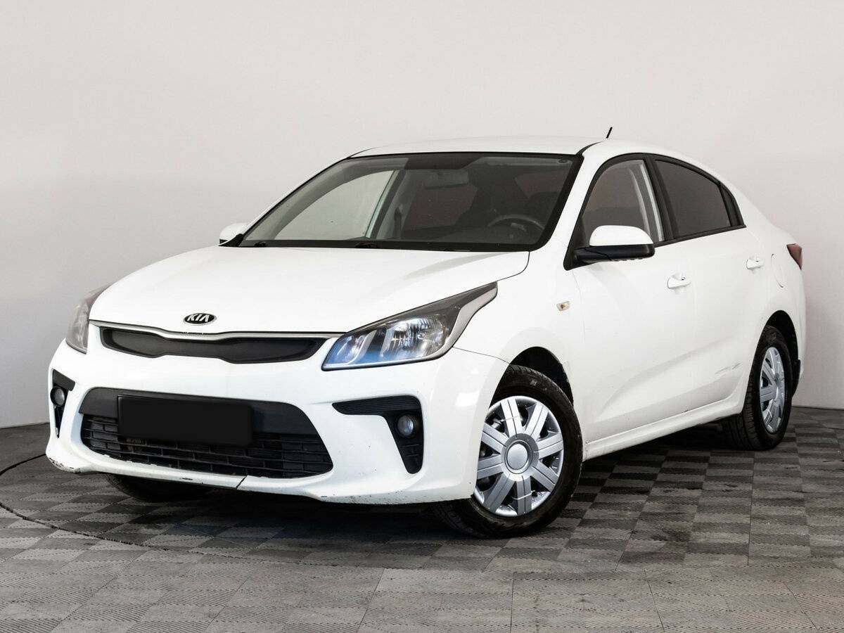 Kia Rio 2017 года с пробегом. Посмотреть фото