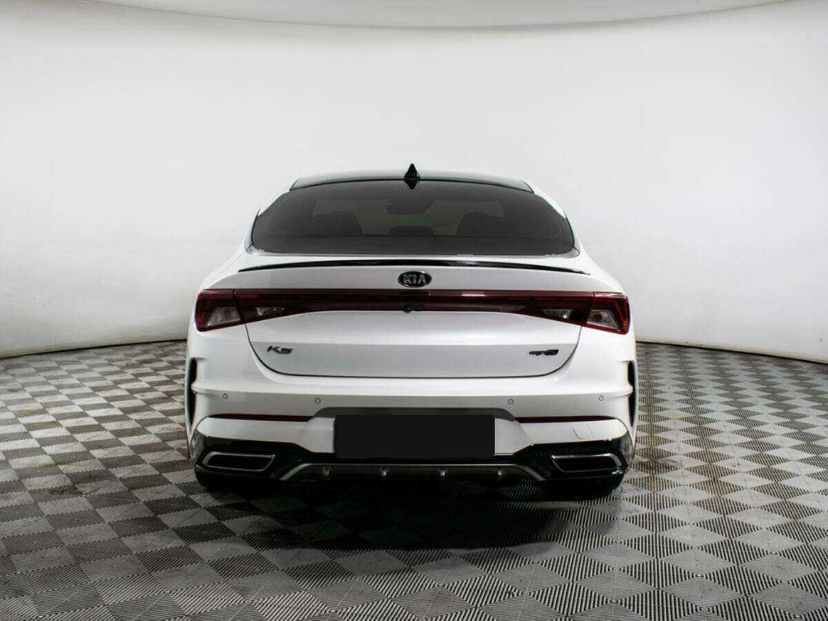 Kia K5 2021 года с пробегом. Фото: #3