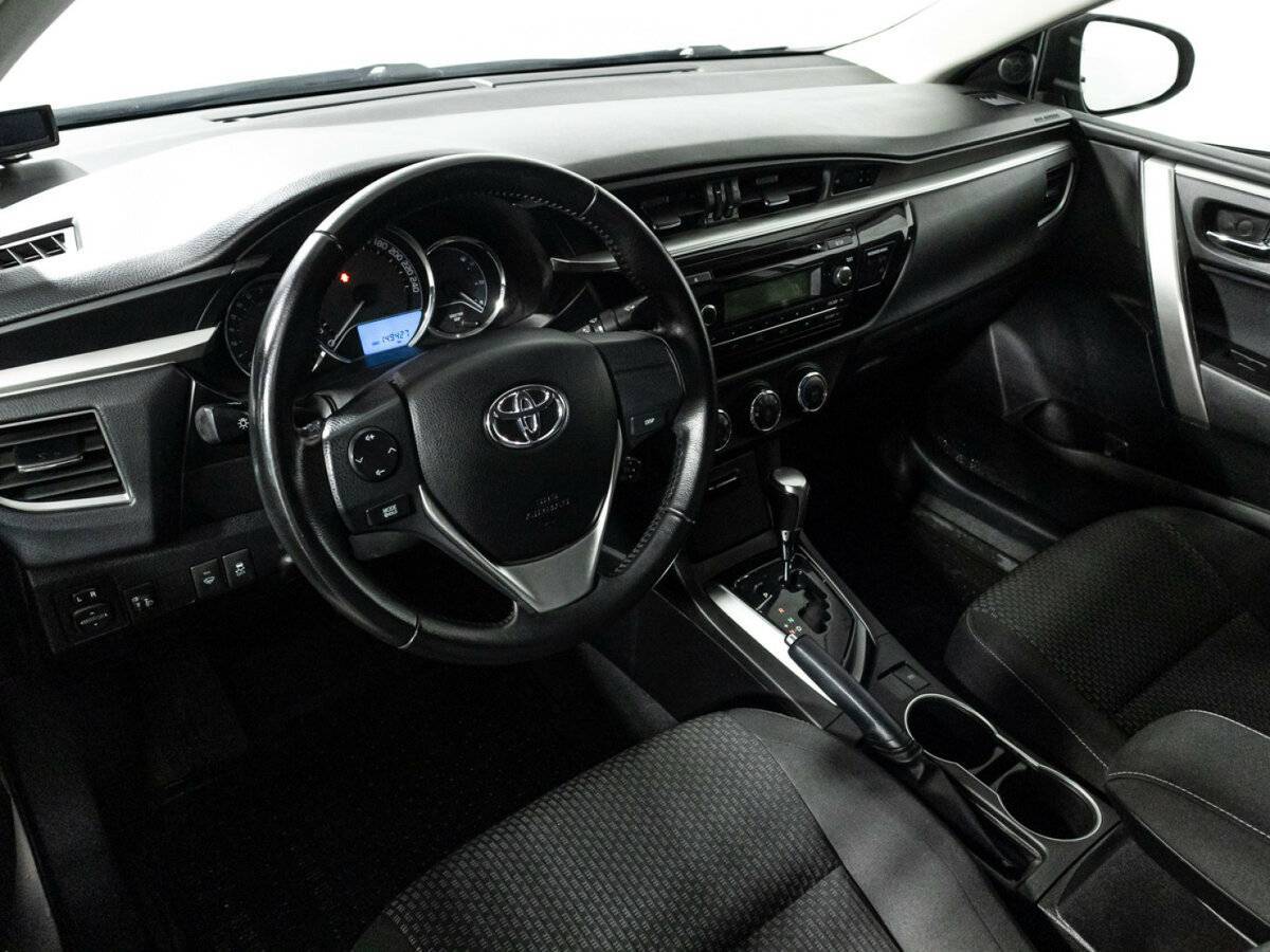 Toyota Corolla 2013 года с пробегом. Фото: #10